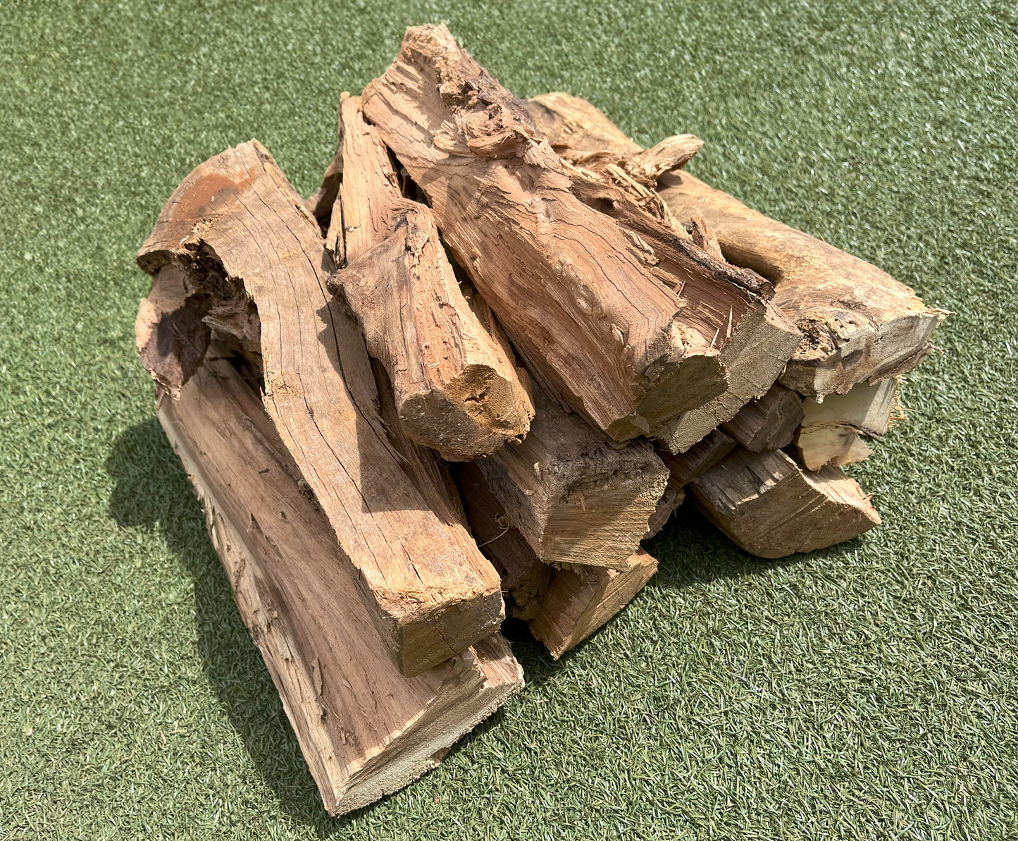 20 LB. Camp Split Firewood Large Box - FIREWOOD HAWAII