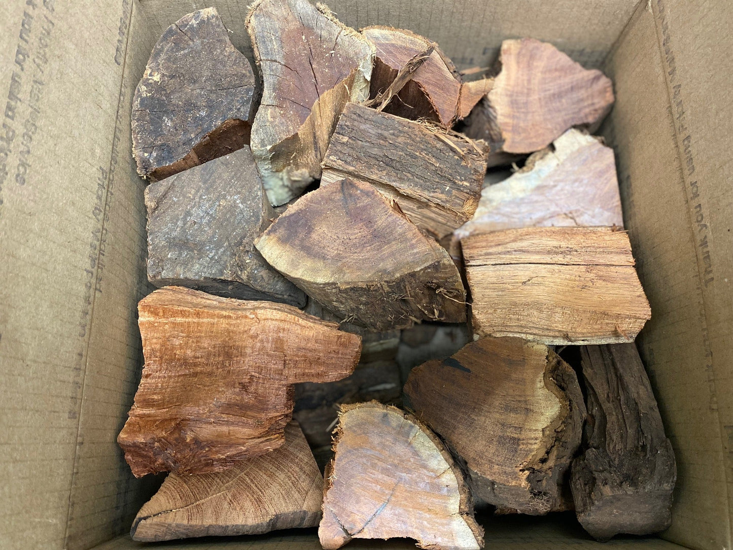 KIAWE FIREWOOD CHUNKS LARGE BOX - FIREWOOD HAWAII