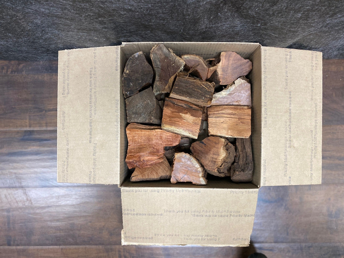 KIAWE FIREWOOD CHUNKS LARGE BOX - FIREWOOD HAWAII