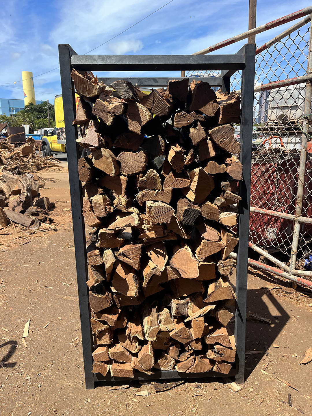 Kiawe Split Firewood Full Cord - (12) 2' X 4' Racks - FIREWOOD HAWAII