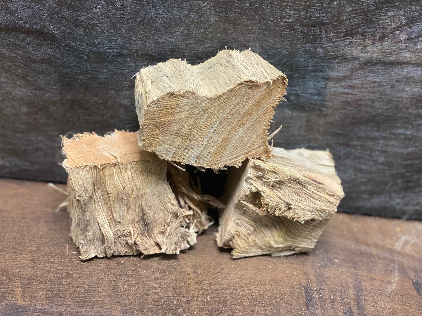 MANGO FIREWOOD CHUNKS LARGE BOX - FIREWOOD HAWAII